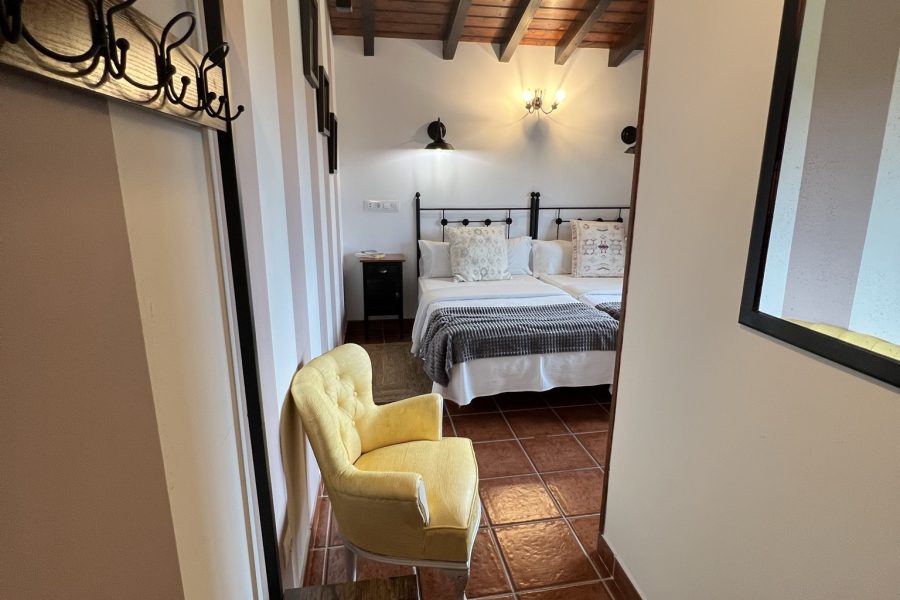 Habitaciขn doble 2